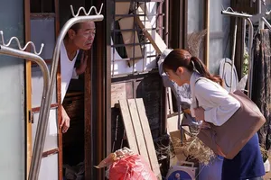 Liếm lồn chị gái thằng bạn thân chí cốt