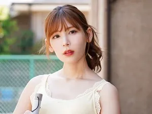 Em có muốn thử đút cặc vào lồn chị không